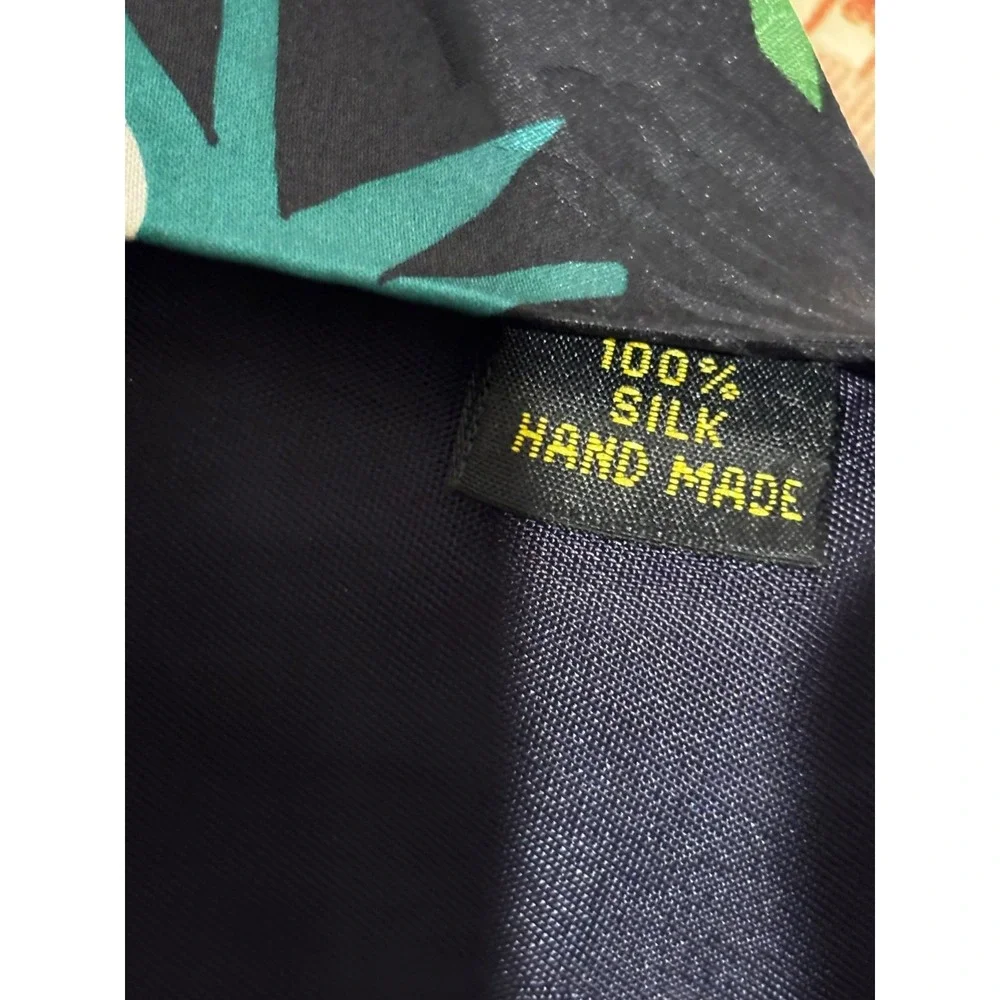 We R Ties Mens Silk‎ Golf Novelty Tie Limited Edition Black Red Green Tropical